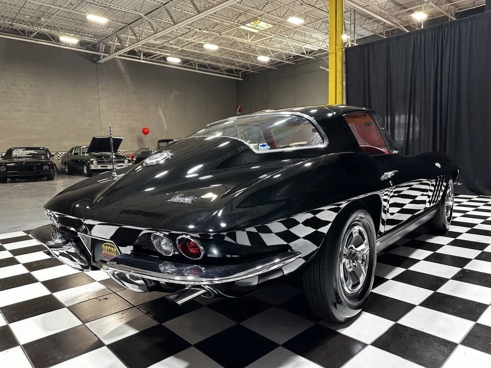 1966 Chevrolet Corvette C2 - Image 16 of 21