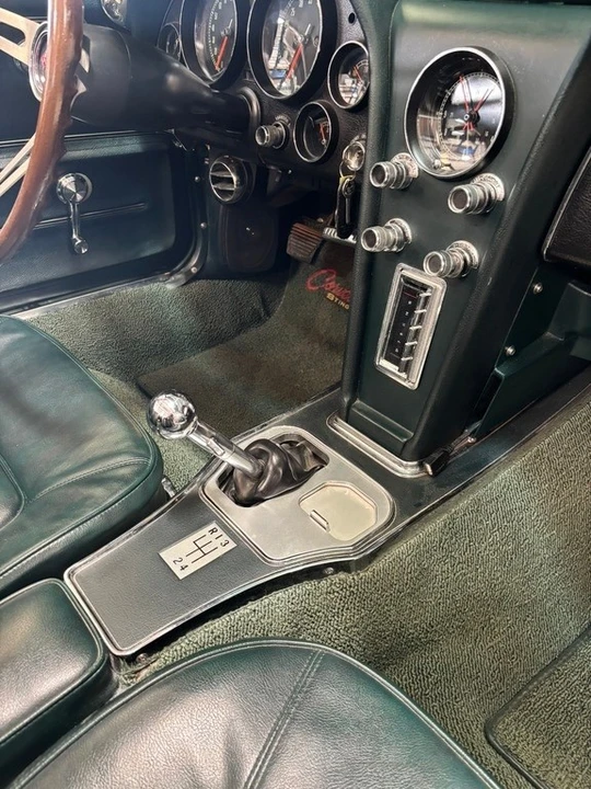 1966 Chevrolet Corvette C2 - Image 11 of 21