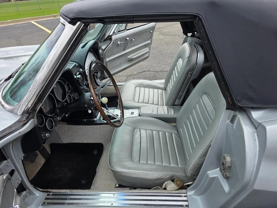 1966 Chevrolet Corvette C2 - Image 7 of 21