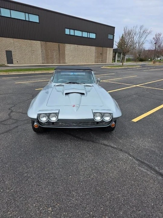 1966 Chevrolet Corvette C2 - Image 18 of 21