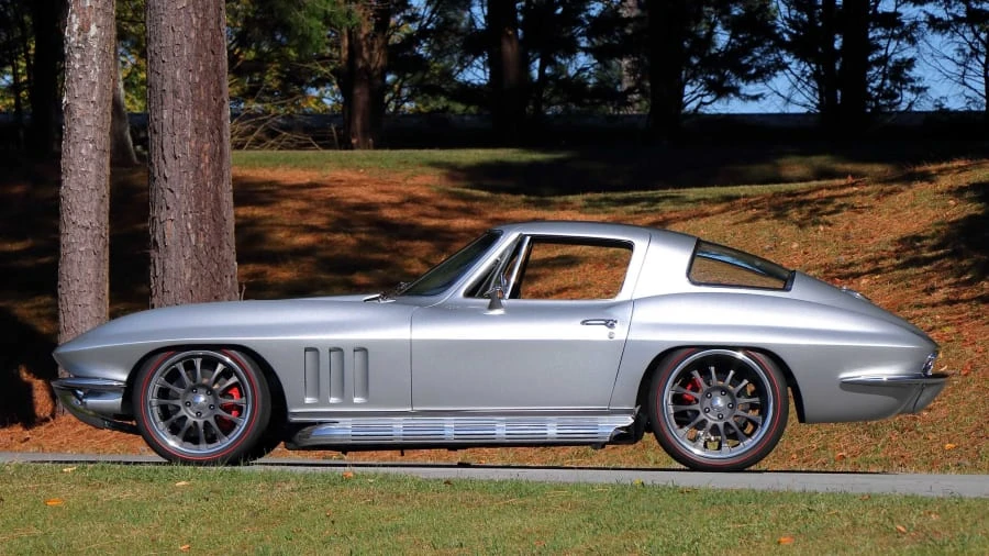 1966 Chevrolet Corvette C2 - Image 2 of 20