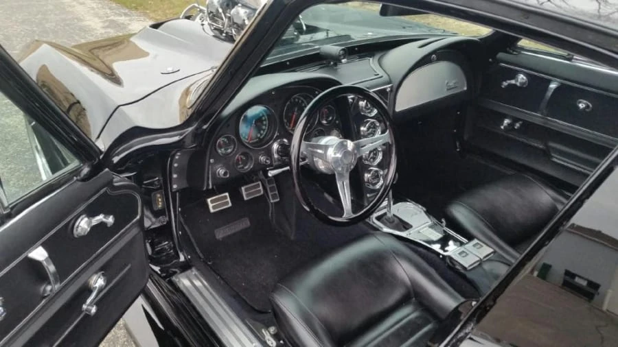 1966 Chevrolet Corvette C2 - Image 4 of 5