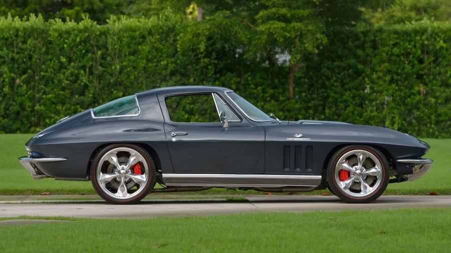 1966 Chevrolet Corvette C2 - Image 2 of 31