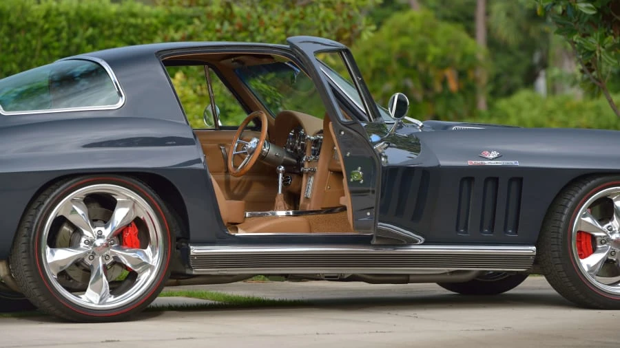 1966 Chevrolet Corvette C2 - Image 17 of 31