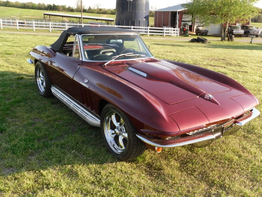 1966 Chevrolet Corvette C2 - Image 11 of 12