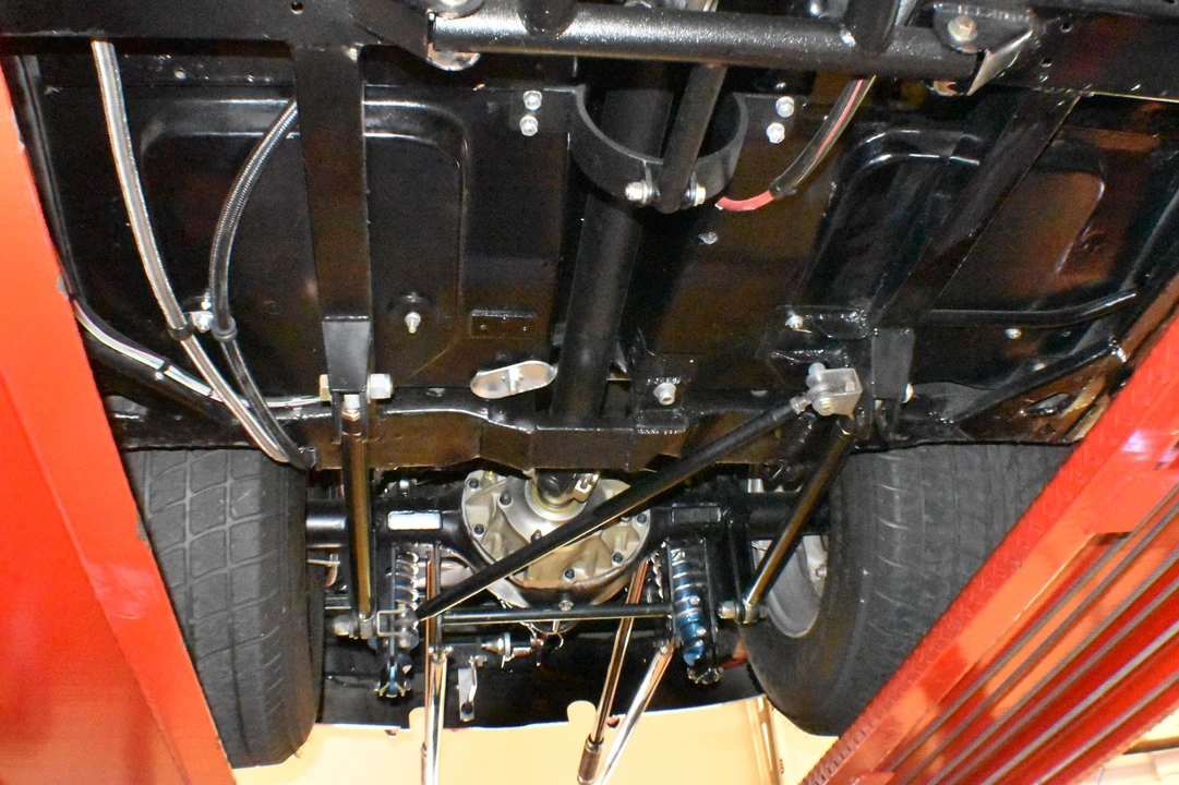 1966 Chevrolet Corvette C2 - Image 30 of 31
