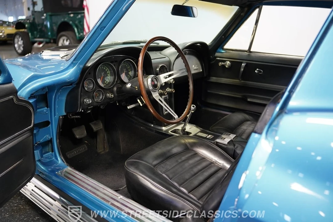 1966 Chevrolet Corvette C2 - Image 5 of 12