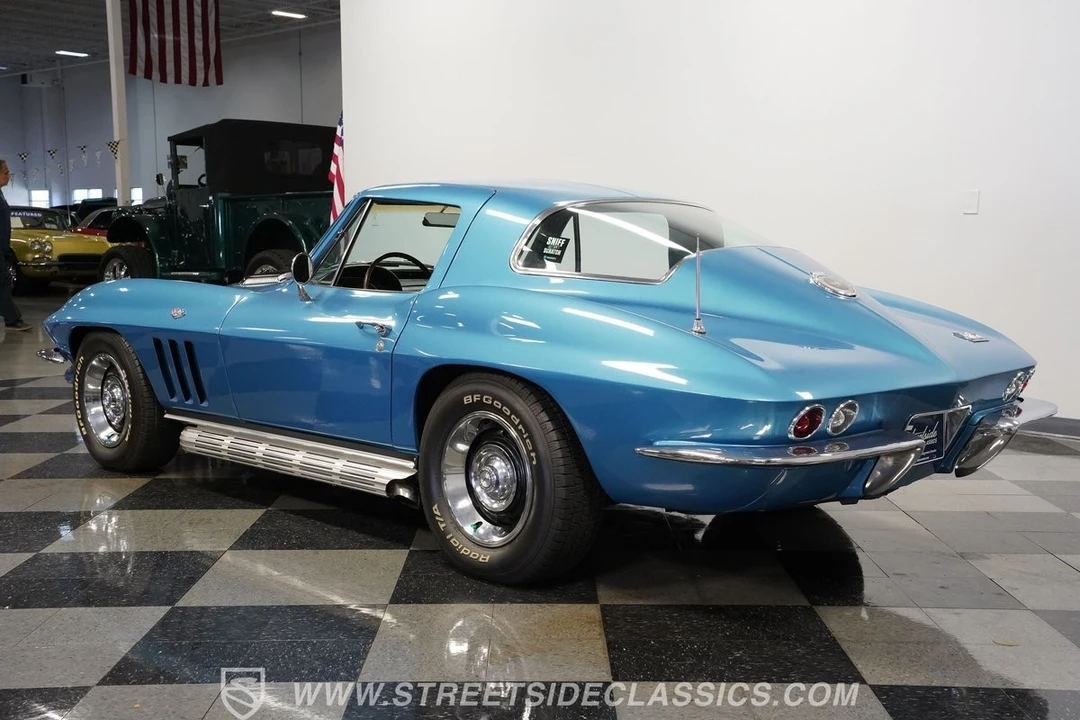 1966 Chevrolet Corvette C2 - Image 10 of 12