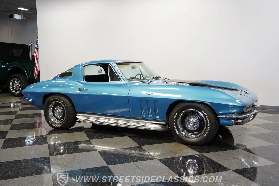1966 Chevrolet Corvette C2 - Image 16 of 21