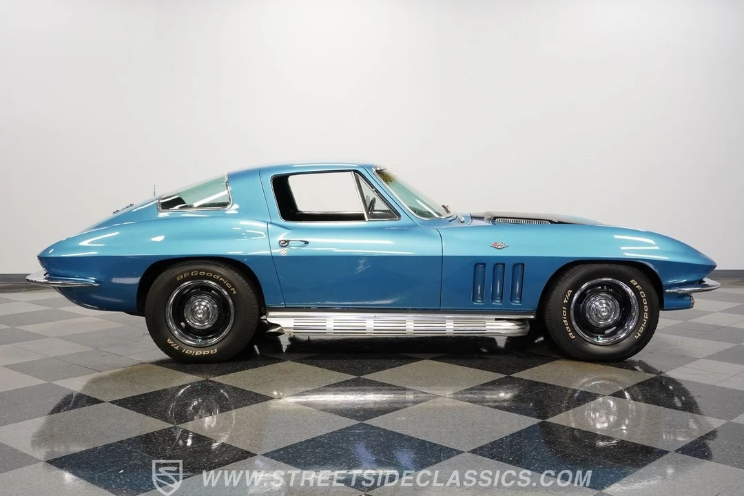 1966 Chevrolet Corvette C2 - Image 15 of 21
