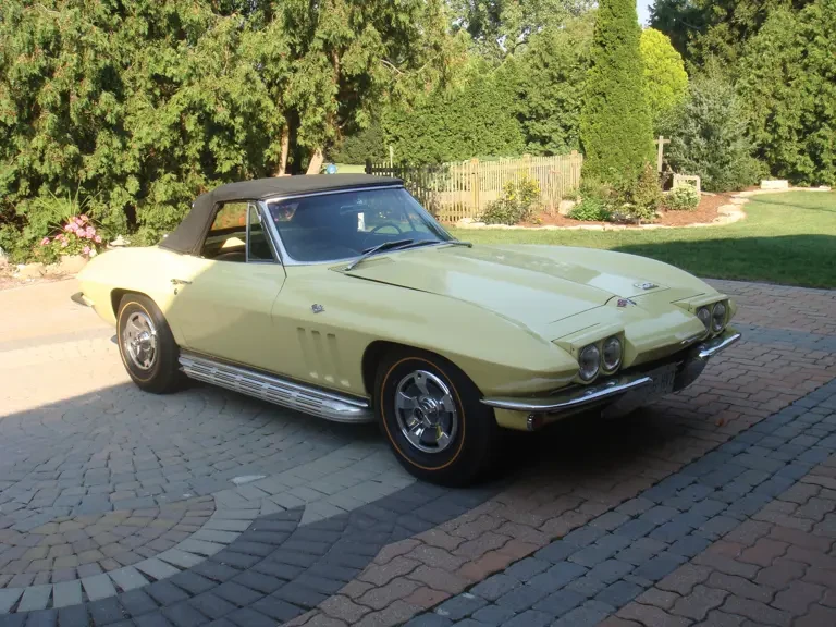 1966 Chevrolet Corvette C2 - Image 2 of 2