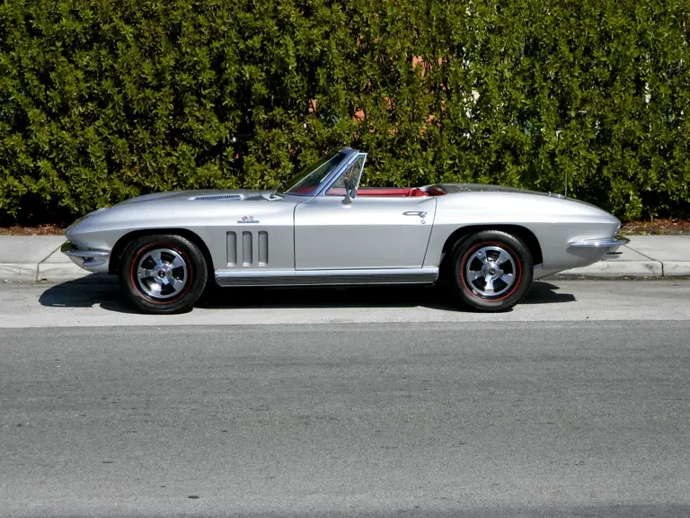 1966 Chevrolet Corvette C2 - Image 6 of 28