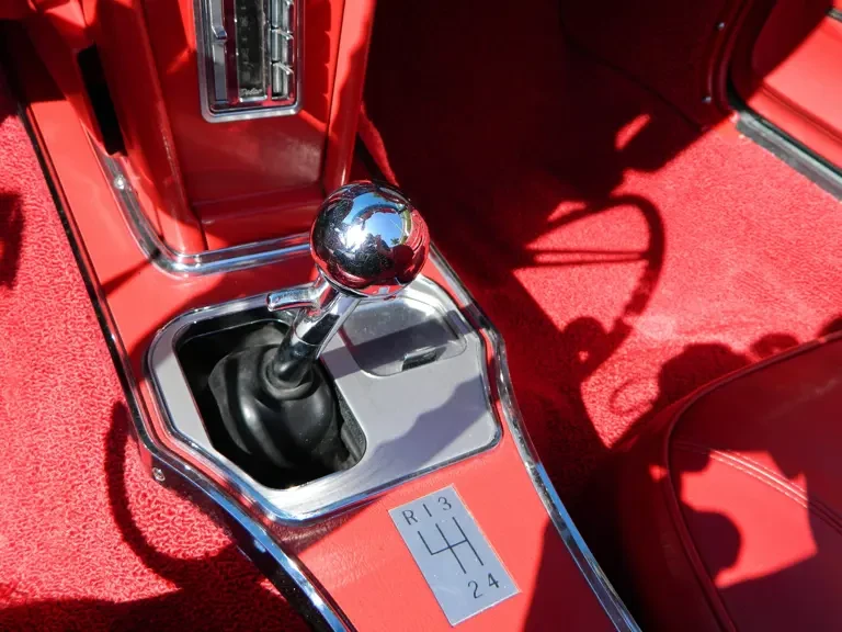 1966 Chevrolet Corvette C2 - Image 13 of 28