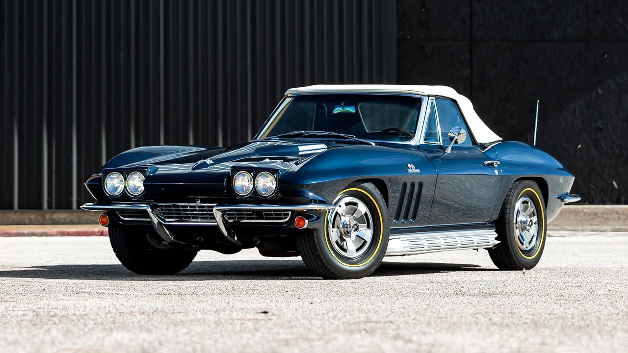 1966 Chevrolet Corvette C2 427 - Image 16 of 31
