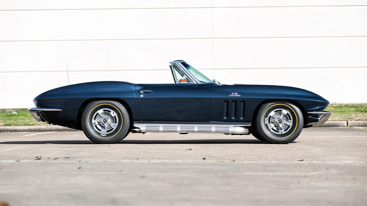 1966 Chevrolet Corvette C2 427 - Image 3 of 31