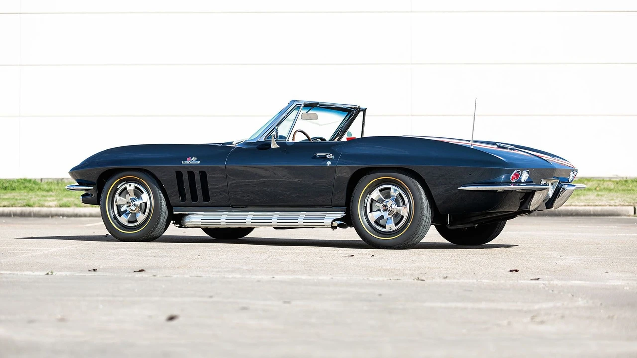 1966 Chevrolet Corvette C2 427 - Image 8 of 31