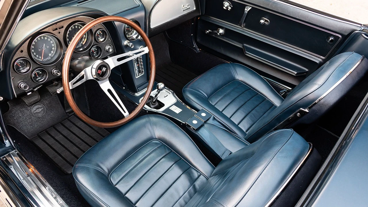 1966 Chevrolet Corvette C2 427 - Image 10 of 31