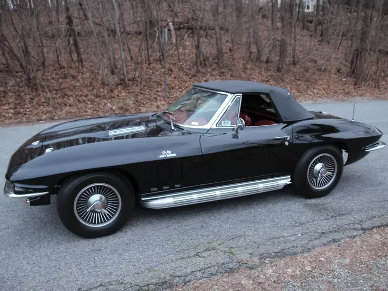 1966 Chevrolet Corvette C2 - Image 9 of 10