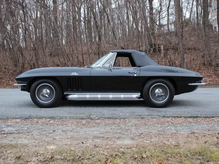 1966 Chevrolet Corvette C2 - Image 6 of 10