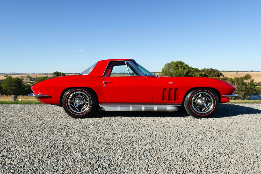 1966 Chevrolet Corvette C2 - Image 19 of 21