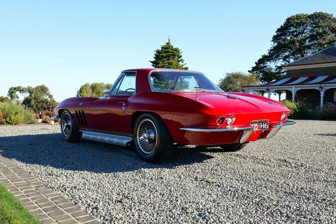 1966 Chevrolet Corvette C2 - Image 15 of 21