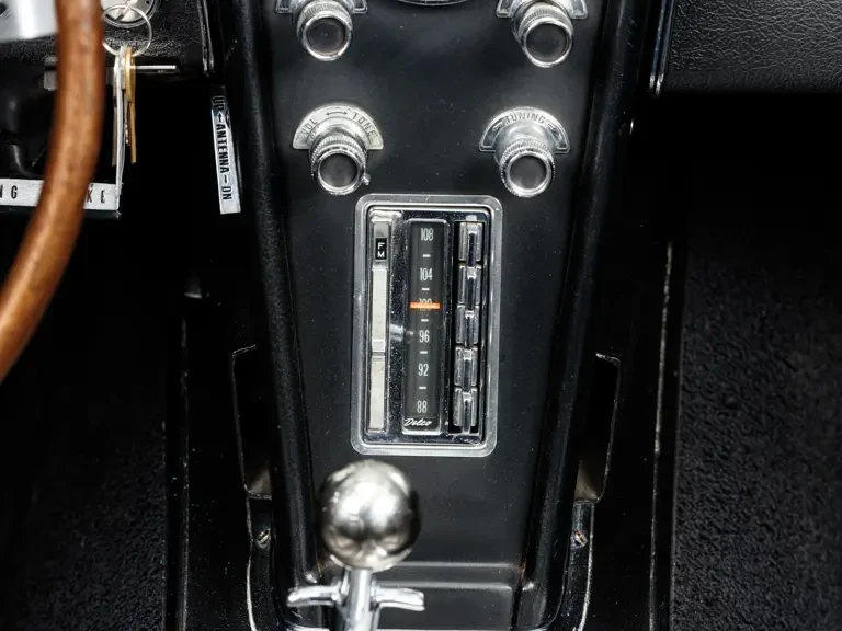 1966 Chevrolet Corvette C2 - Image 14 of 31