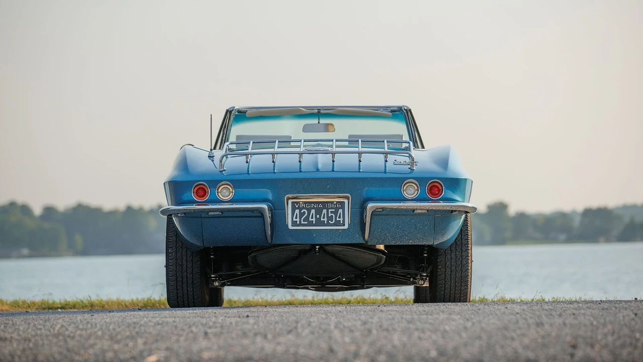 1966 Chevrolet Corvette C2 - Image 14 of 31