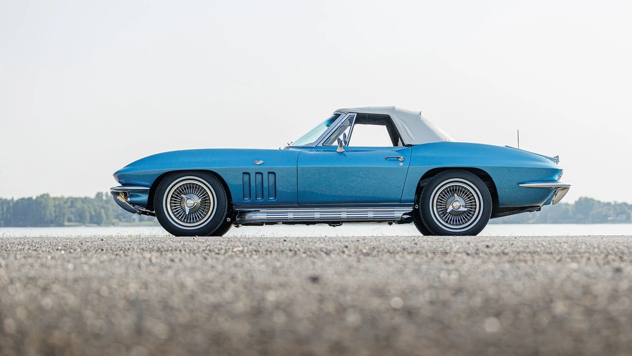 1966 Chevrolet Corvette C2 - Image 21 of 31