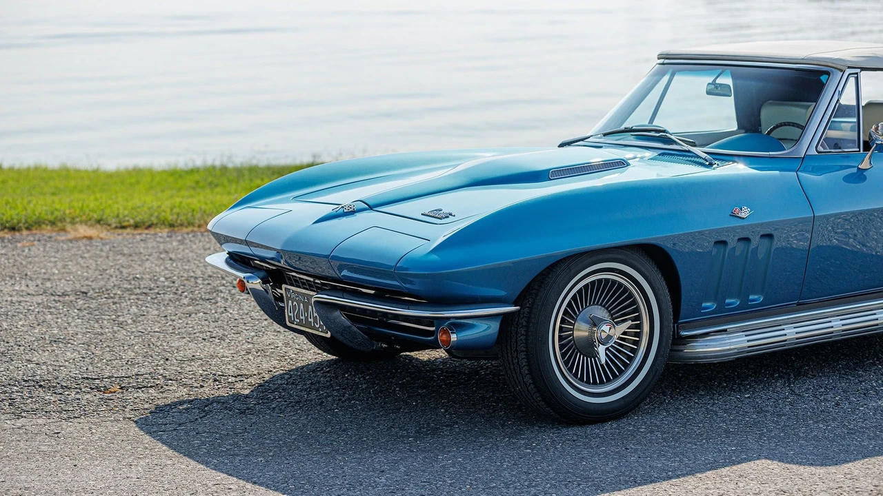 1966 Chevrolet Corvette C2 - Image 29 of 31