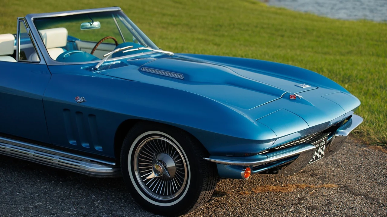 1966 Chevrolet Corvette C2 - Image 28 of 31