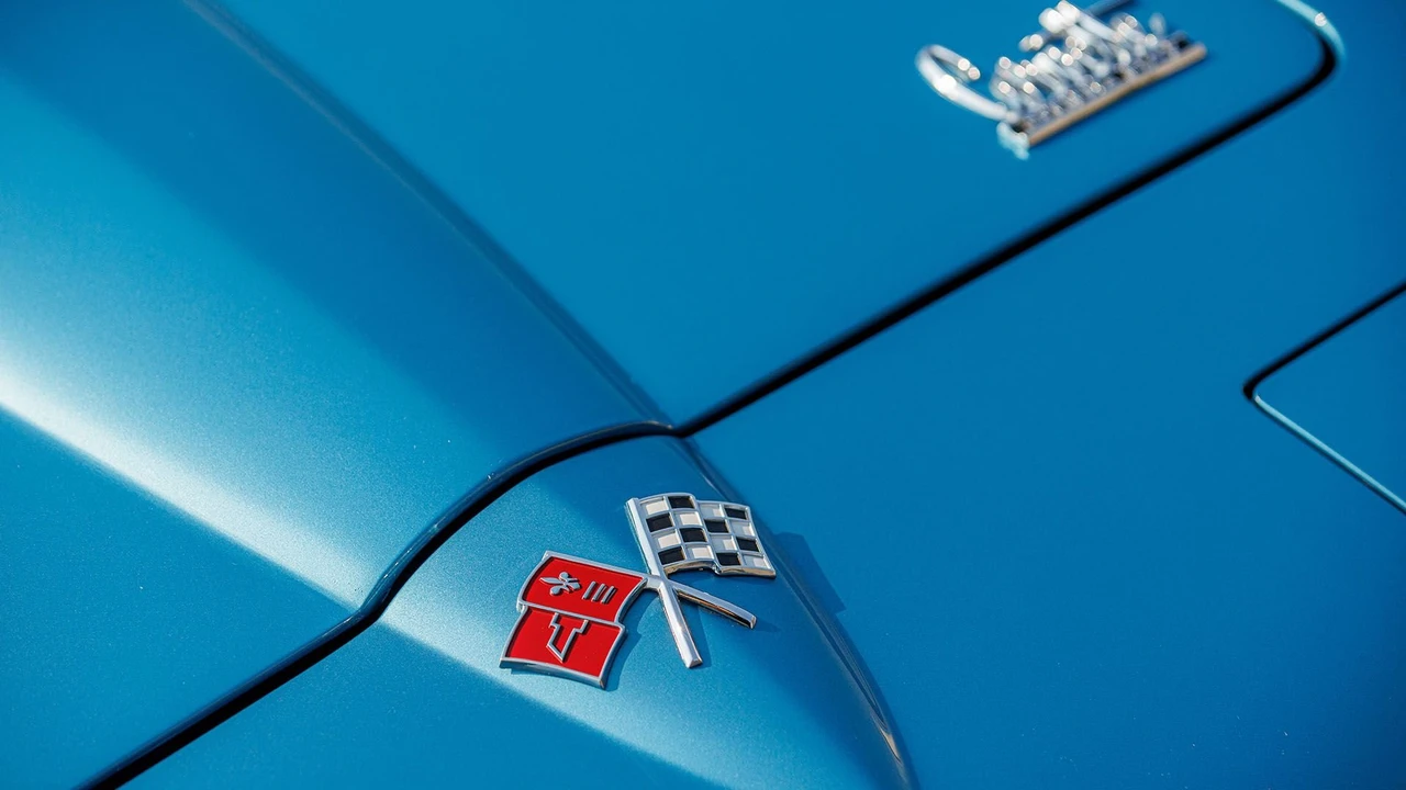 1966 Chevrolet Corvette C2 - Image 31 of 31