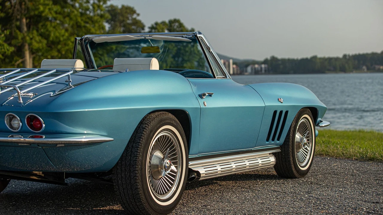 1966 Chevrolet Corvette C2 - Image 27 of 31