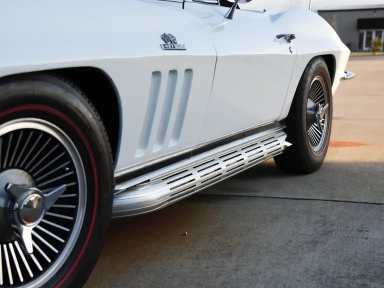 1966 Chevrolet Corvette C2 - Image 16 of 31