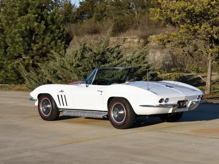 1966 Chevrolet Corvette C2 - Image 13 of 31