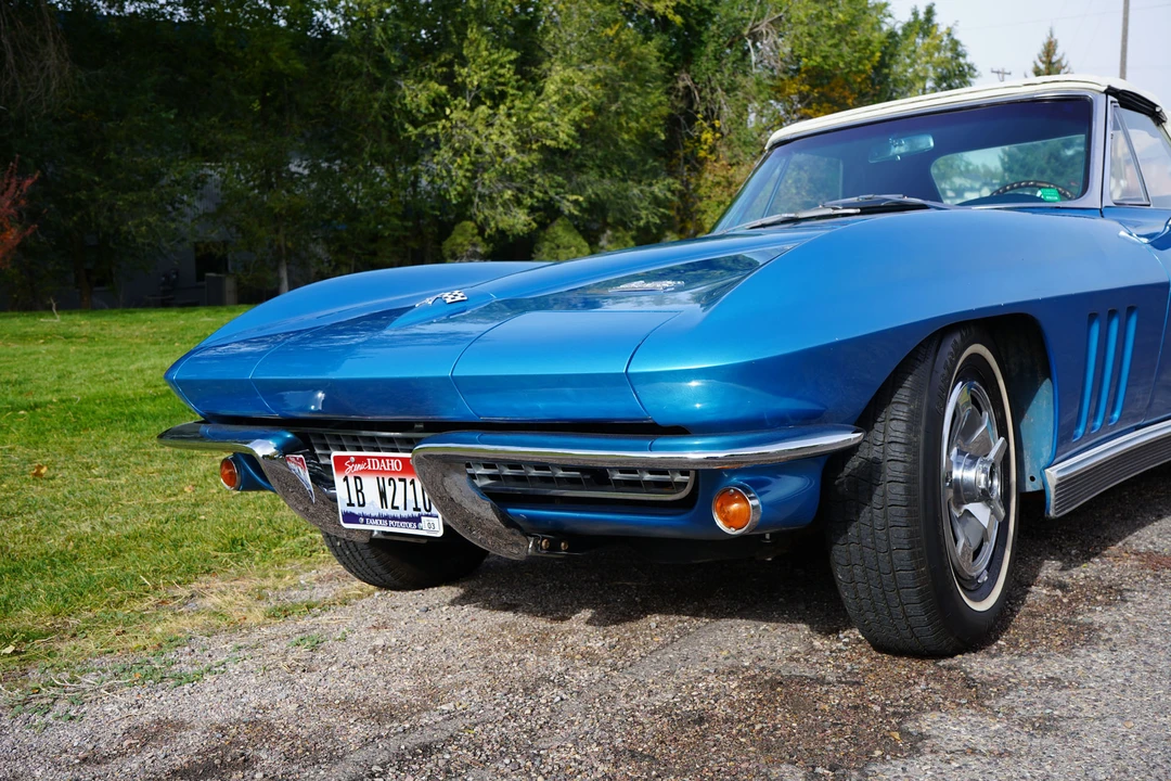 1966 Chevrolet Corvette C2 - Image 9 of 31