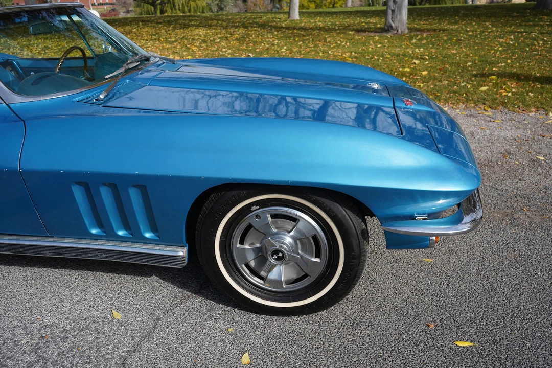 1966 Chevrolet Corvette C2 - Image 29 of 31