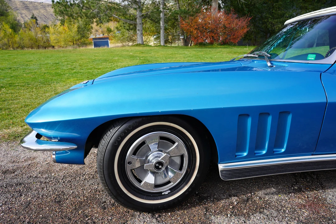 1966 Chevrolet Corvette C2 - Image 13 of 31