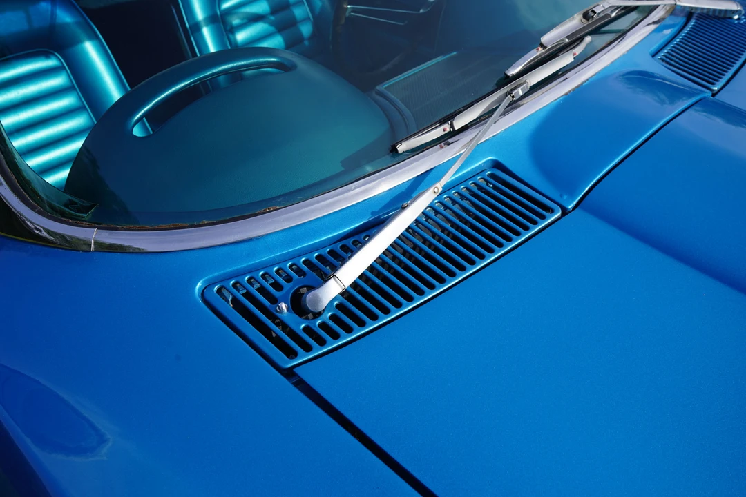 1966 Chevrolet Corvette C2 - Image 23 of 31