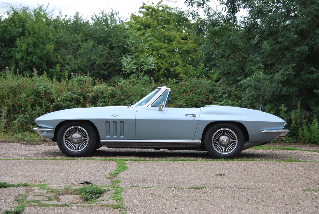1966 Chevrolet Corvette C2 - Image 4 of 12