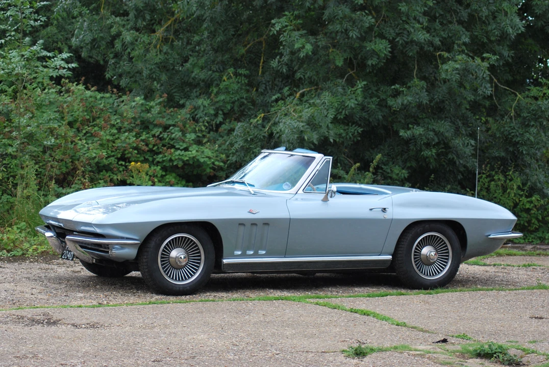 1966 Chevrolet Corvette C2 - Image 6 of 12