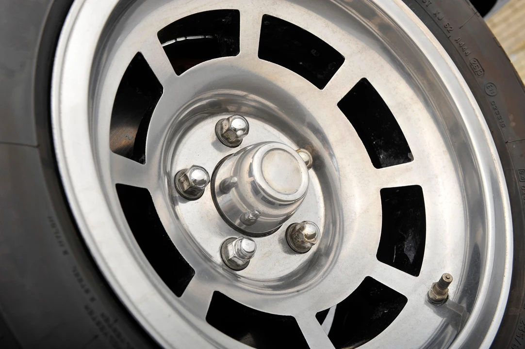 1966 Chevrolet Corvette C2 - Image 15 of 18