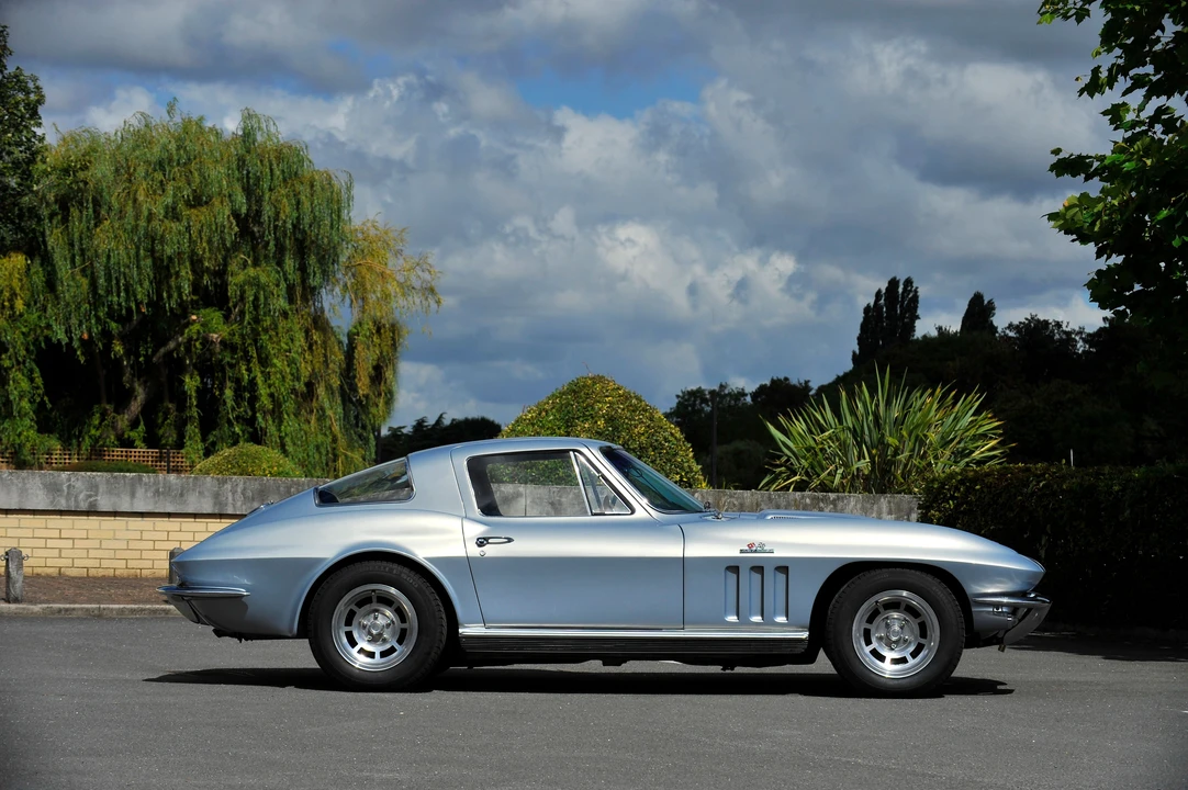 1966 Chevrolet Corvette C2 - Image 4 of 18