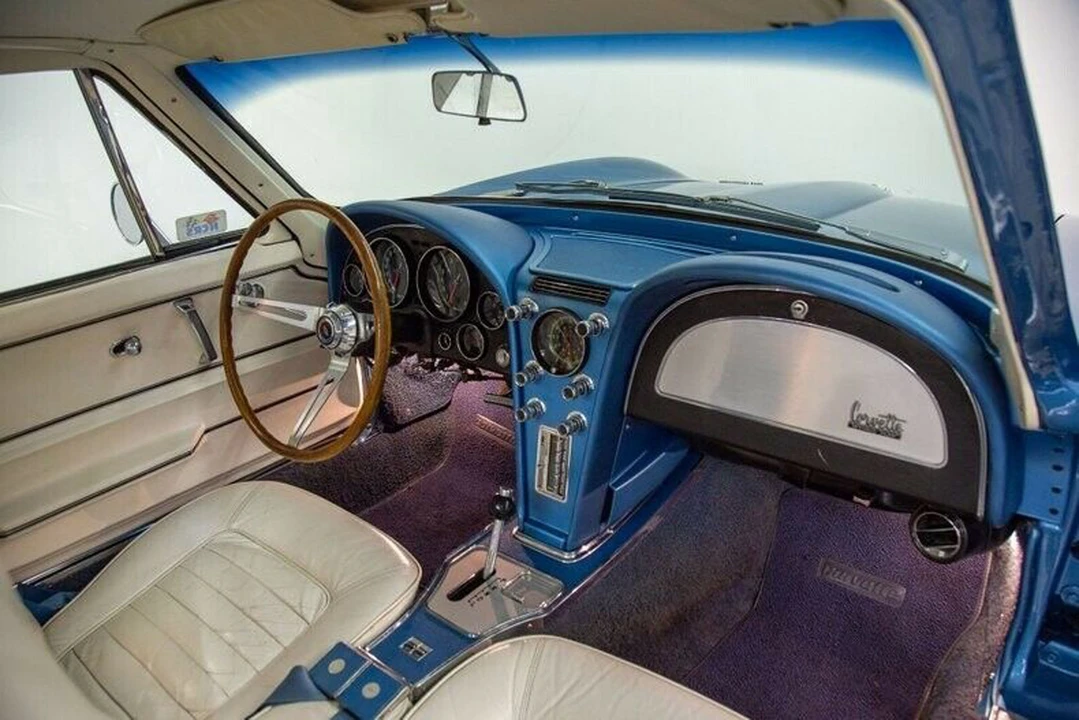 1966 Chevrolet Corvette C2 - Image 17 of 31