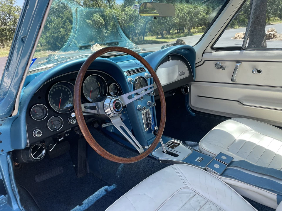 1966 Chevrolet Corvette C2 - Image 18 of 31
