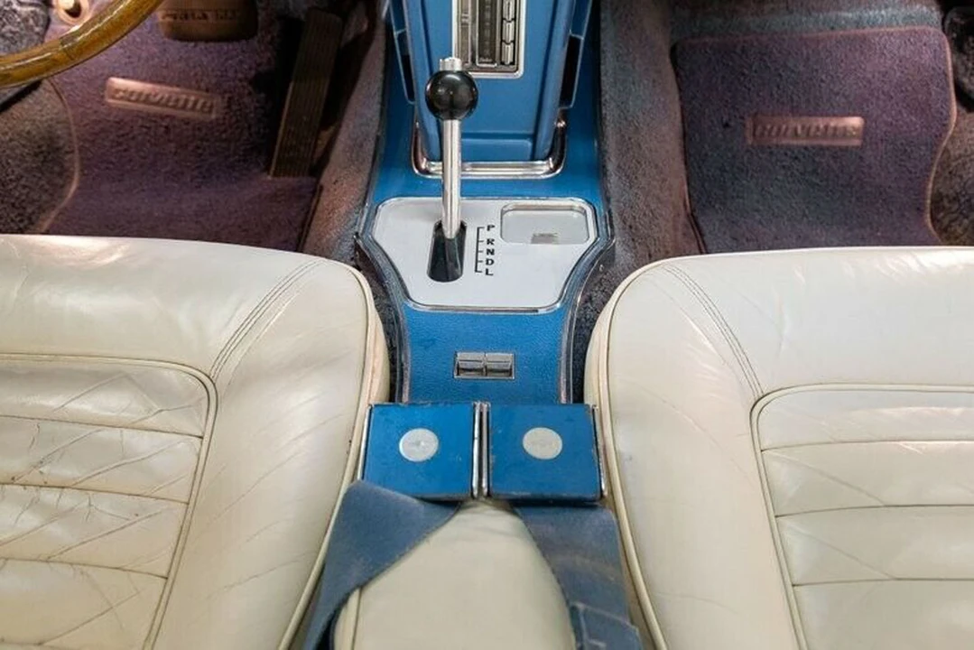 1966 Chevrolet Corvette C2 - Image 25 of 31
