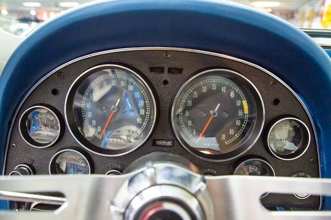 1966 Chevrolet Corvette C2 - Image 29 of 31
