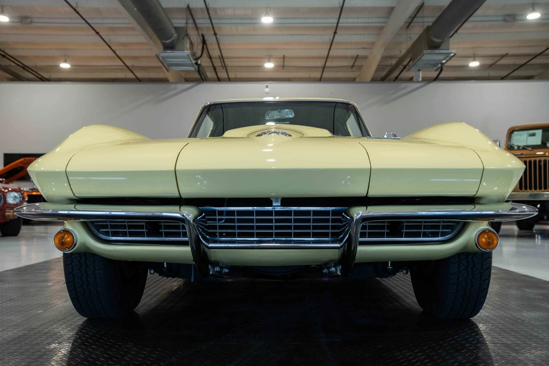 1966 Chevrolet Corvette C2 - Image 16 of 31