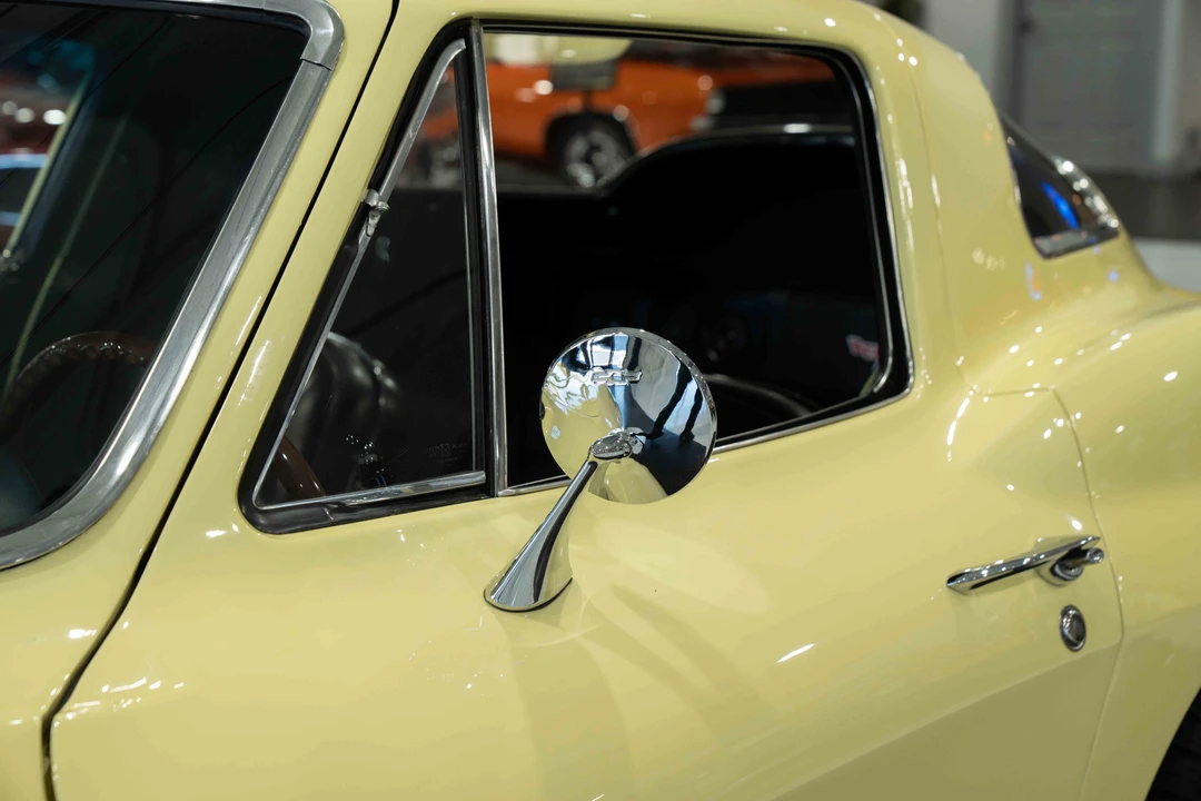 1966 Chevrolet Corvette C2 - Image 18 of 31