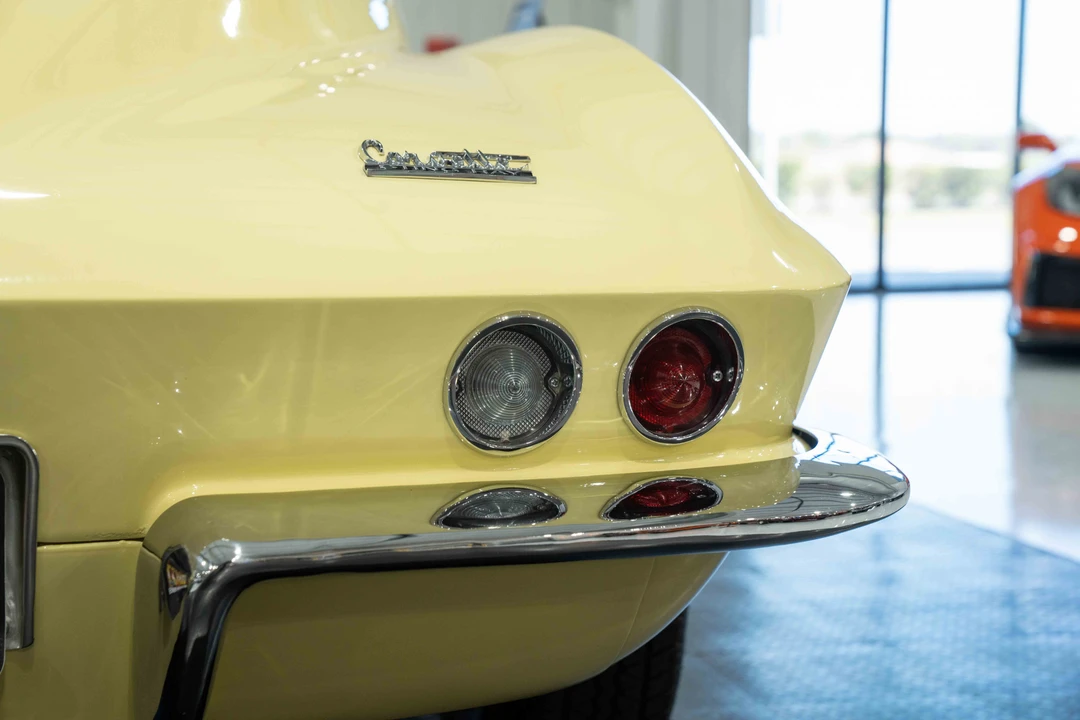 1966 Chevrolet Corvette C2 - Image 22 of 31