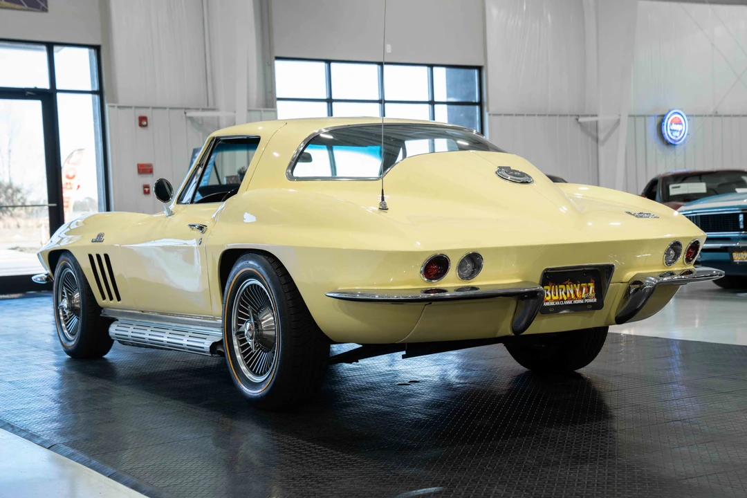 1966 Chevrolet Corvette C2 - Image 3 of 31